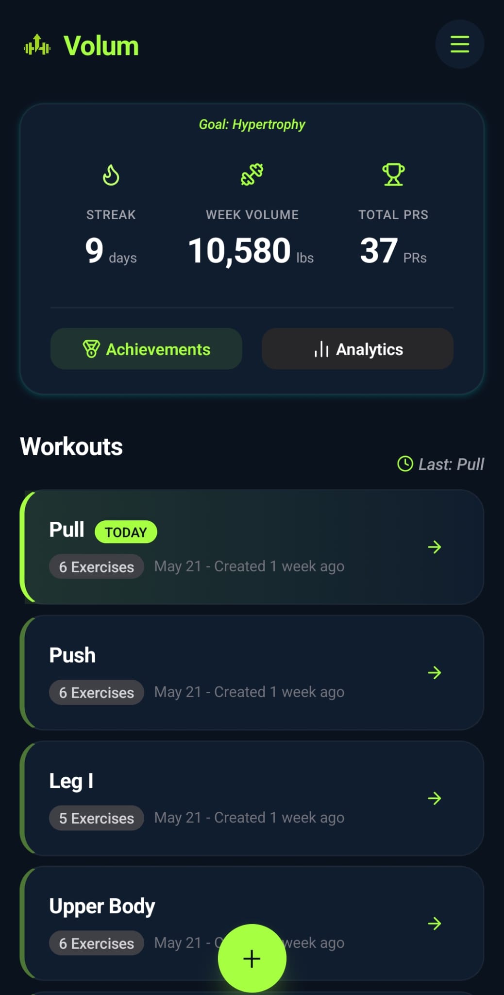 Volum home screen showing 9-day streak, 10,580 lbs weekly volume, 37 personal records, and workout routines